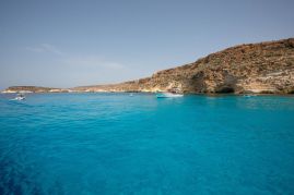 Giro attorno all'isola di Lampedusa